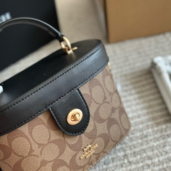 Coach new handbag shoulder bag crossbody bag - Picture 2 of 9